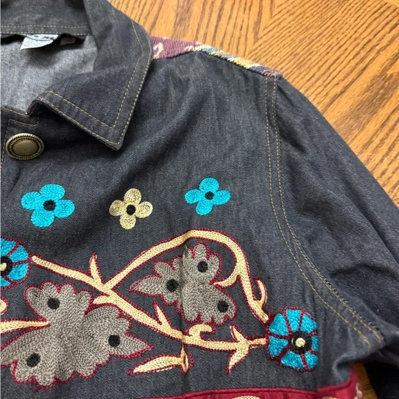 Indigo Women's Embroidered Jacket - Black with Multicolor Accents - Picture 6 of 9